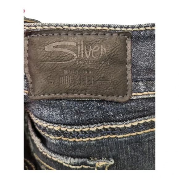 Silver Suki Womens Size W29/L32 Mid Straight Leg Stretchy Jeans Dark Wash - Picture 7 of 15